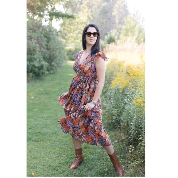 Anthro Mellody Flutter Sleeve Tiered Floral Midi Dress - Picture 5 of 14